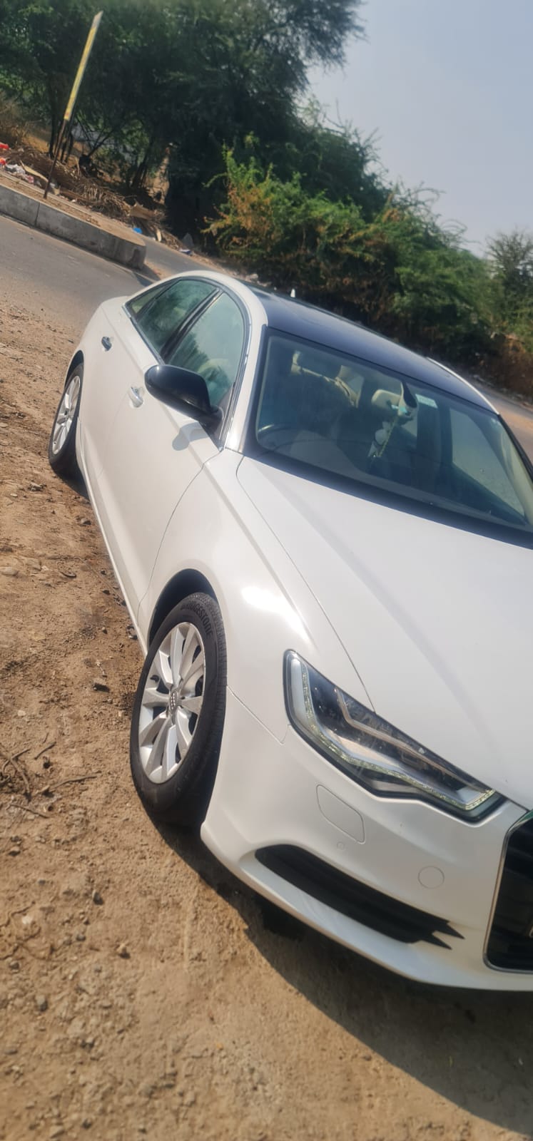 View Four wheeler - Image 6 | Reseller Bazzar Four wheeler - Image 6 in Vadodara